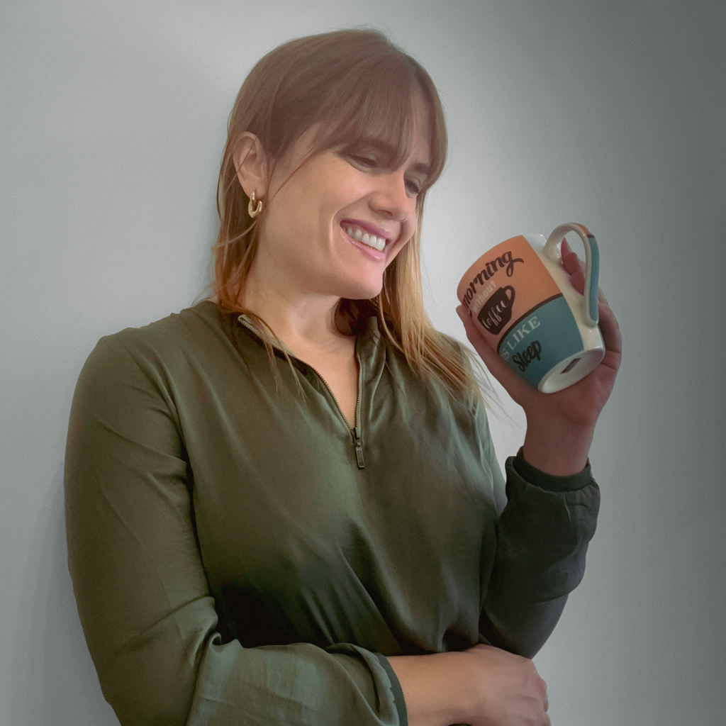 Mujer en un estado de calma, seguridad y bienestar